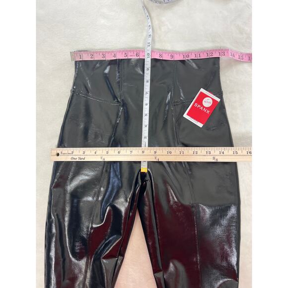 New Spanx Petite Small Faux Patent Vegan Leather Legging Black High Rise - Picture 11 of 12